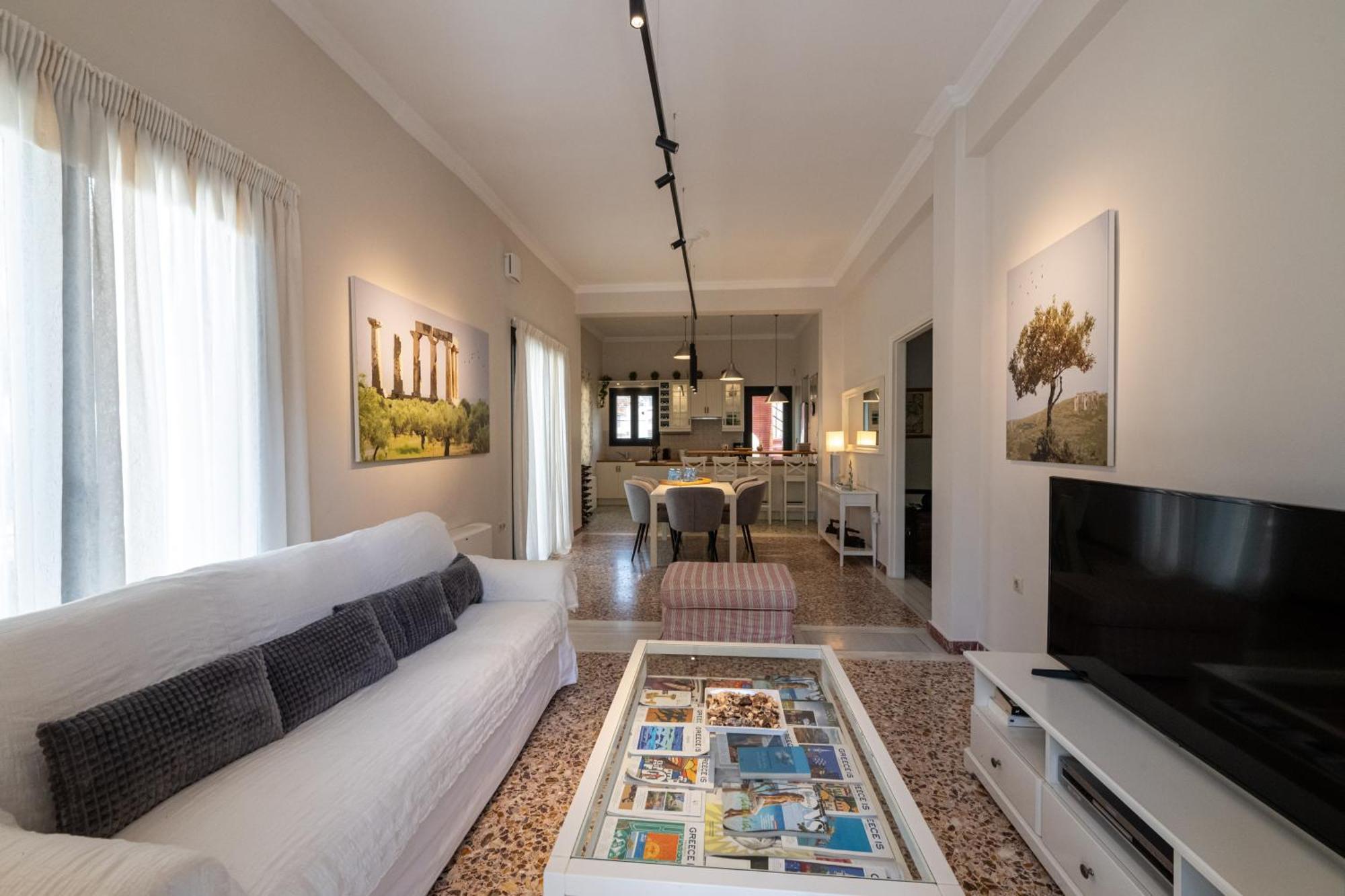 Angelinas Quarters - Kalamata Mediterranean Villas Dış mekan fotoğraf